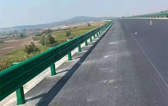 喀什高速路护栏